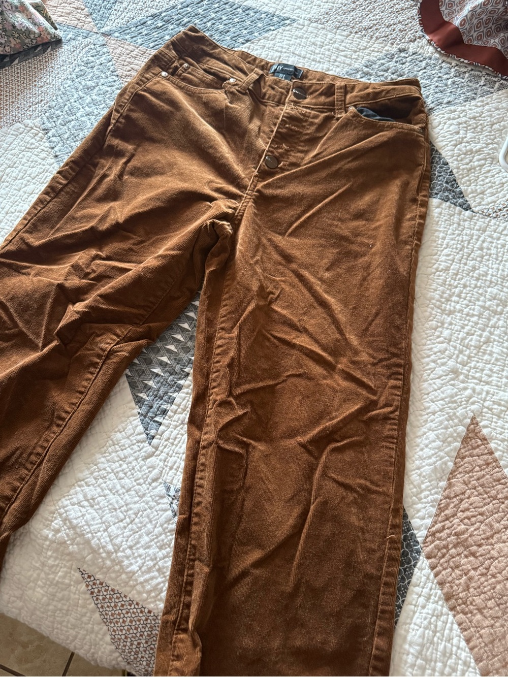 Jones New York women’s Corduroy Pants in Chestnut Brown